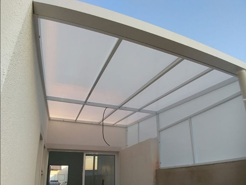 Cobertura em Policarbonato